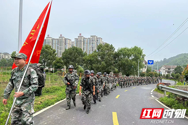 磨炼意志提升战力 桃江县人武部组织民兵实施实战化考核演练