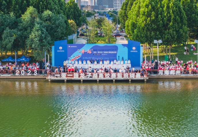2023年“一带一路”河南郑州龙子湖高校赛艇挑战赛开赛