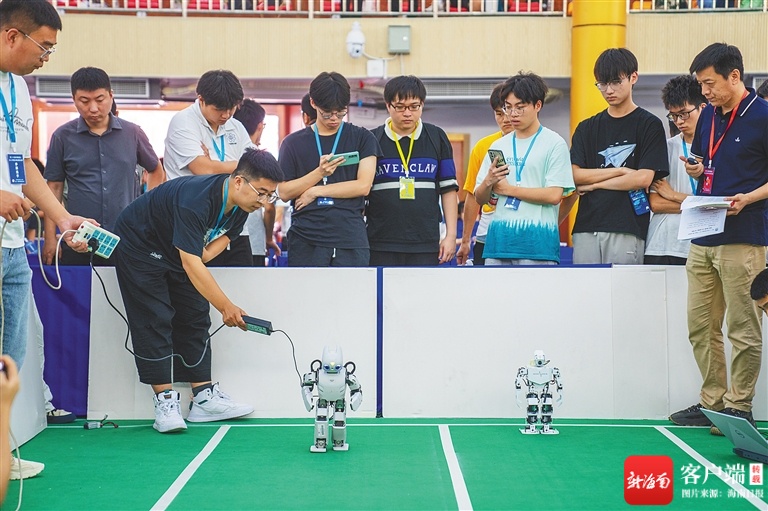 海南周刊 | 机器人也“疯狂”