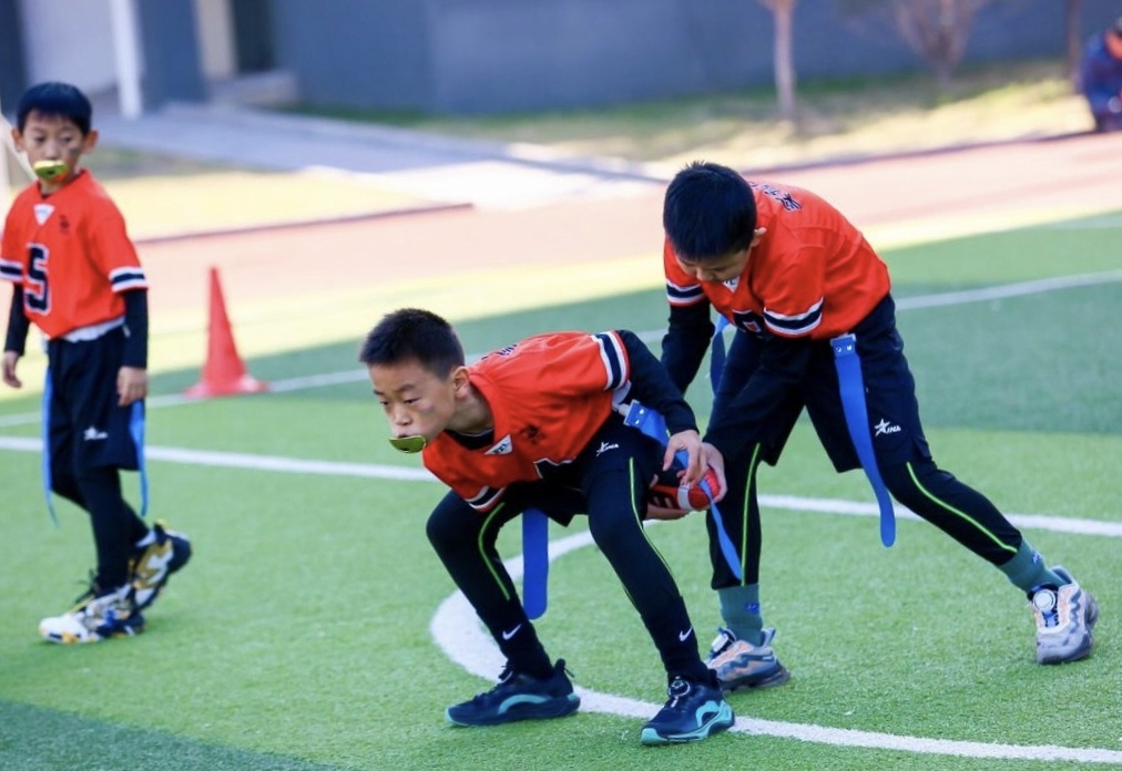 装备橄榄球和腰旗橄榄球的区别(图1)