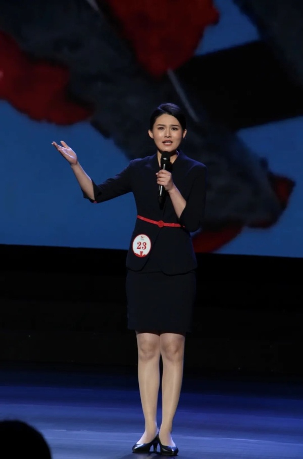 伪满皇宫博物院讲解员佟桐获全国优秀讲解员称号(图2) 伪满皇宫博物院讲解员佟桐获全国优秀讲解员称号(图2)