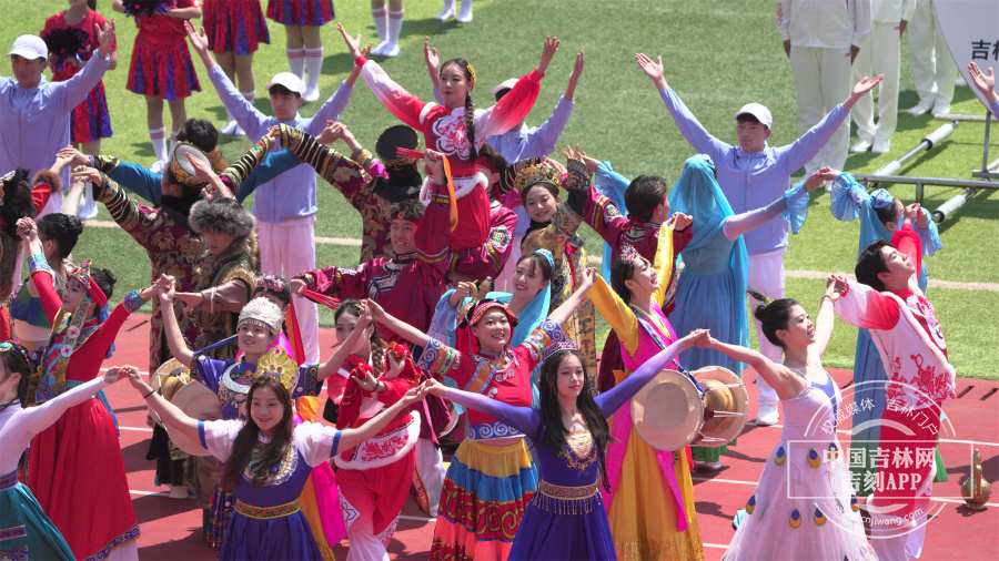 少数民族有哪些传统体育游戏 202405282005261255.jpg