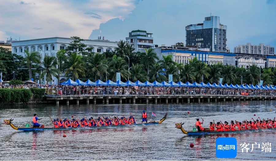 全国近700名龙舟健将在四川达州角逐“川渝陕” 邀请赛(图1)