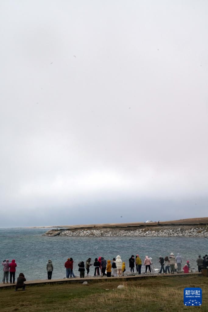 赛里木湖图片一张 202409271031488166.jpg