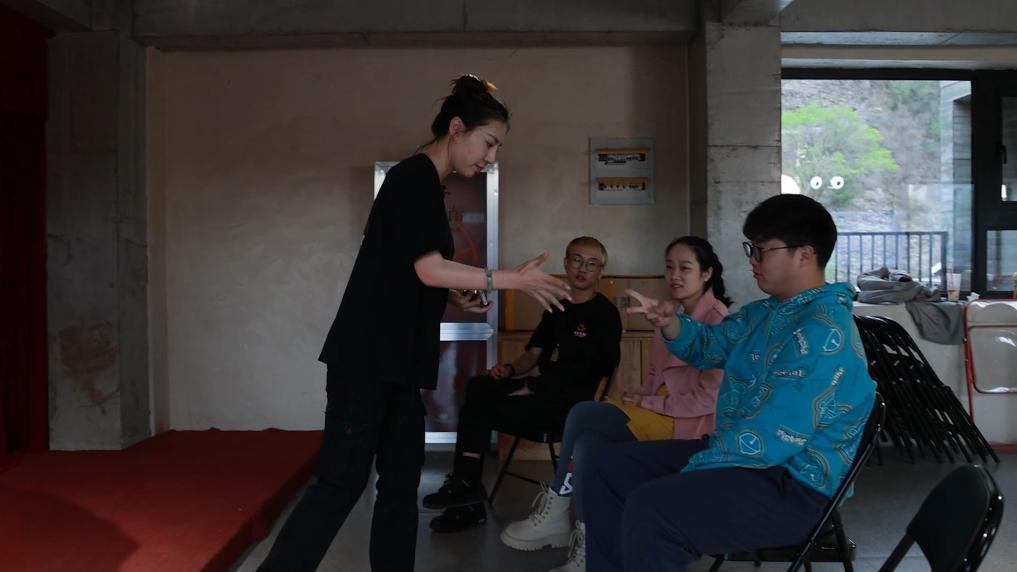 新华视点|新青年职业图鉴:解锁多元赛道绽放青春异彩(图14)