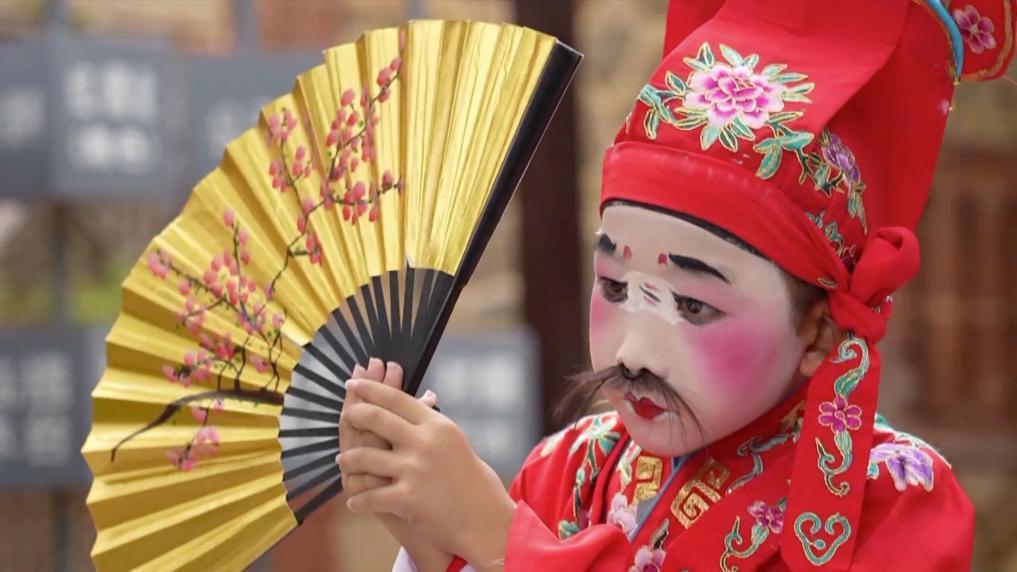 新华视点｜“丑”韵新声：高甲戏的岑兜振兴记(图3)