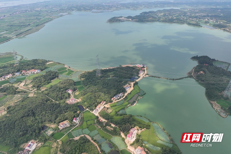 九游娱乐：路亚“临”距离①丨“水上高尔夫”的风吹到了岳阳(图2)