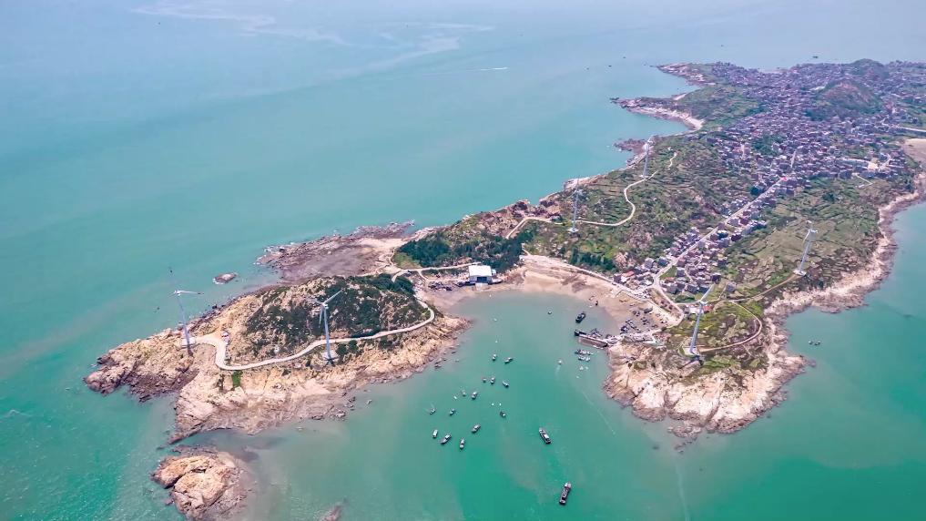 安博体育:新华视点丨向盐碱地要粮!福建惠安书写农业变革答卷(图1)