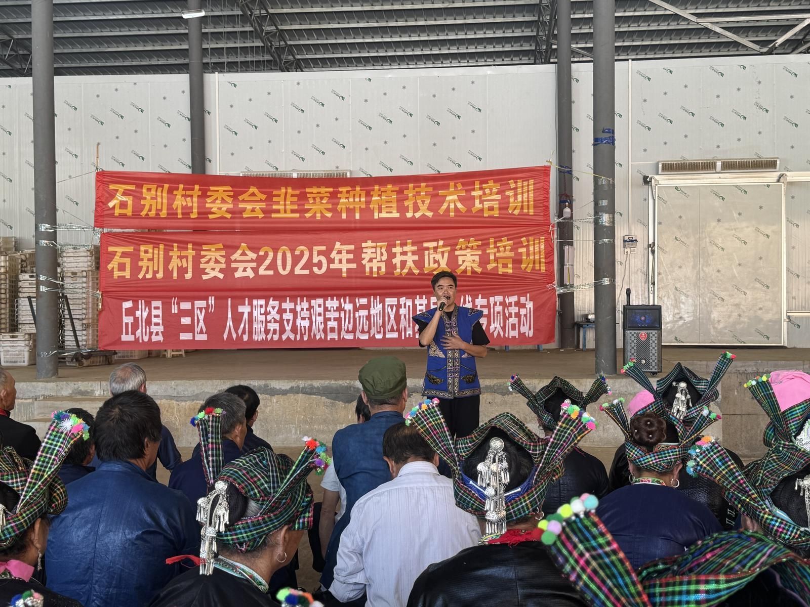 壮乡小伙“咏艺”以乐为媒让家乡山水人文随旋律出圈！(图2)