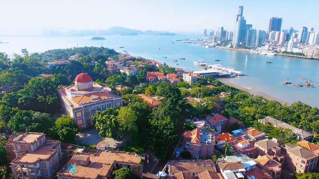 新华视点丨光影流金厦门借金鸡奖书写“影视之城”新诗篇(图2)