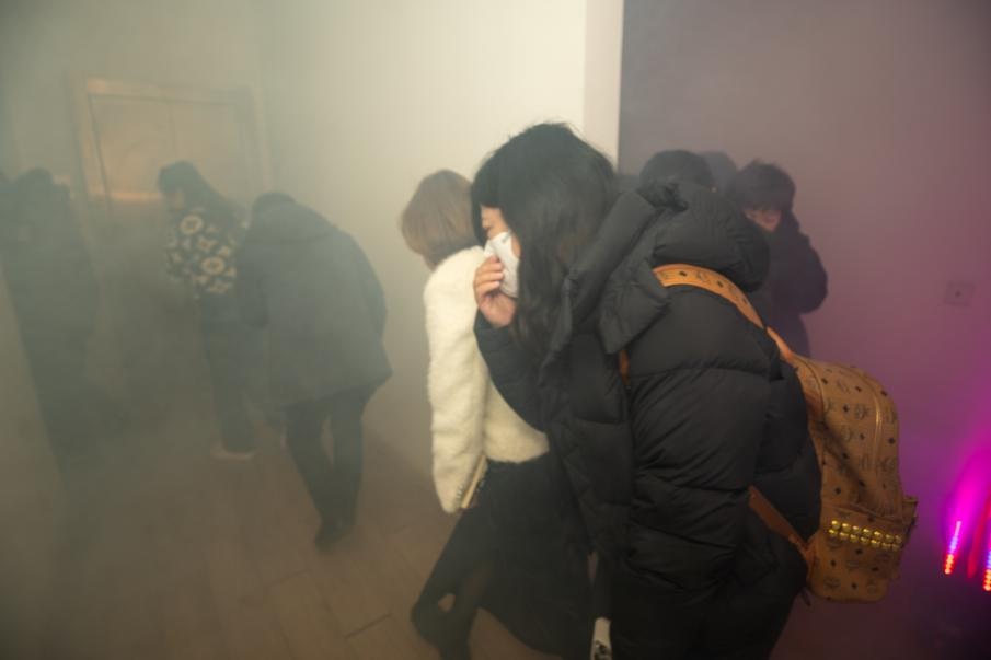 沉浸式演练筑牢商业消防防线天津生活服务业安全参观践学活动举行(图1)