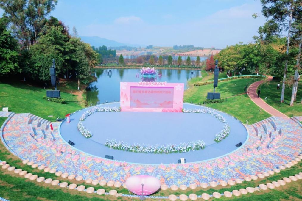 定云南”点亮云南“婚旅”新坐标澳门新葡京app浪漫收官！“情(图2)