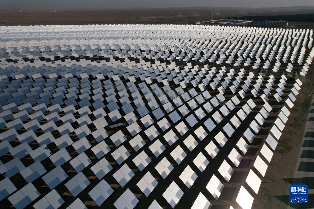 【中央媒体看甘肃】光热发电让中国“沙戈荒”变身绿电宝库(图2)