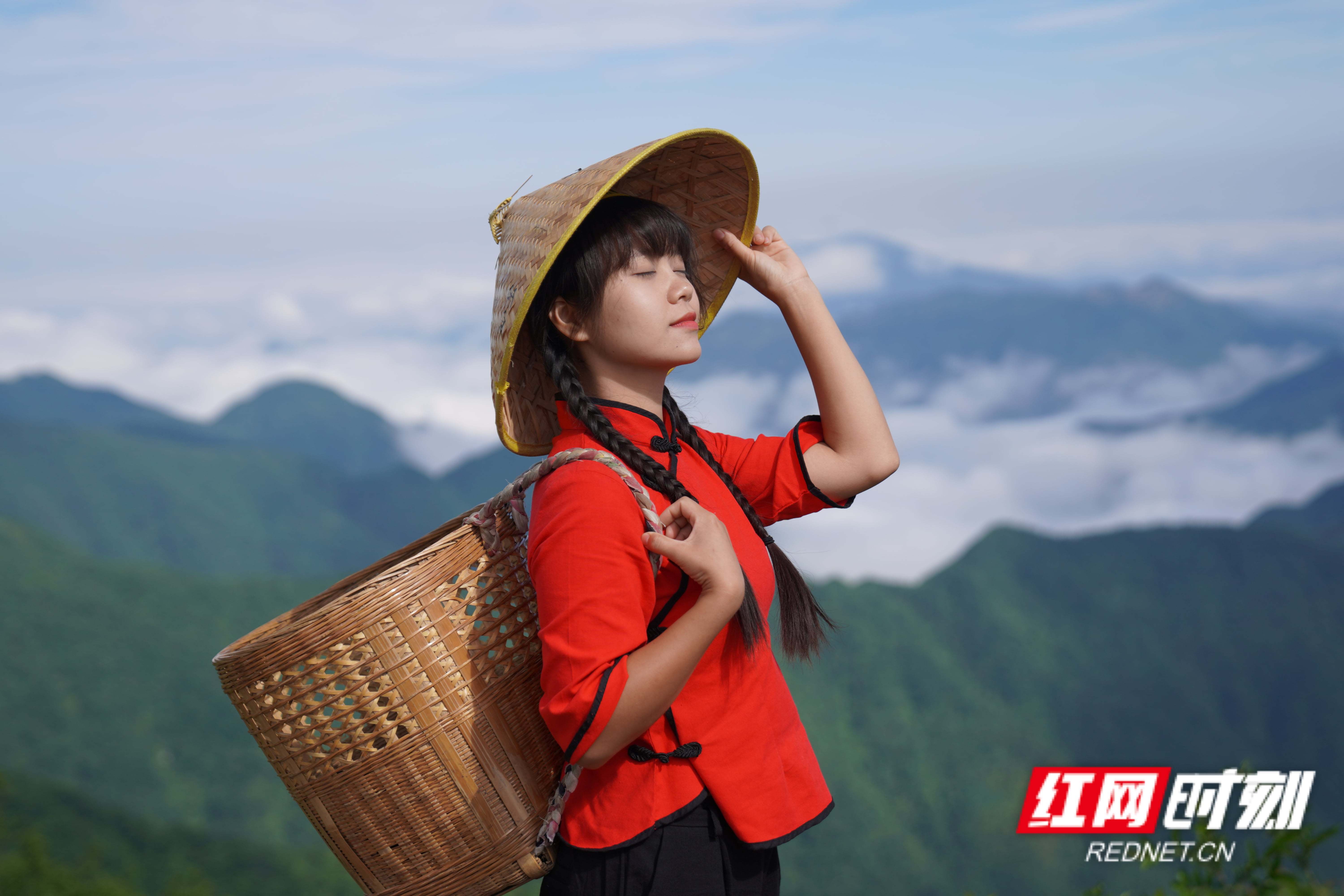 KAIYUN入口：统战人·同心力｜让大山“上网”的女孩用“新农具”耕出希望(图2)