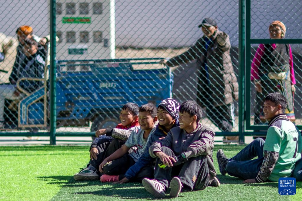 地震一年后重访定日县森嘎村(图2)