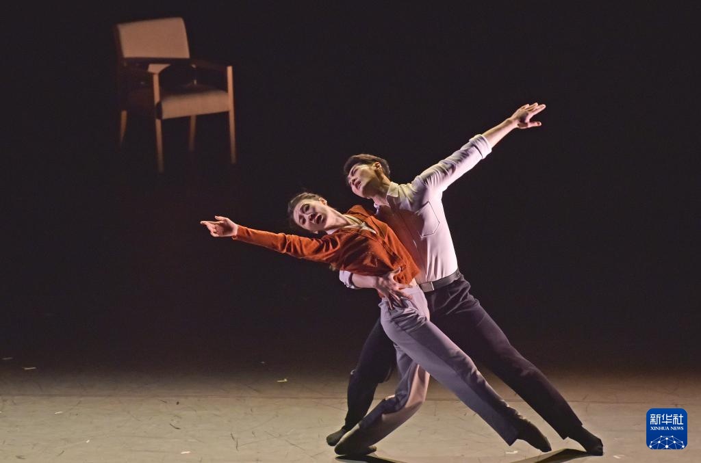 安博体育网站：第二届“盛舞之夜”在香港开幕(图3)