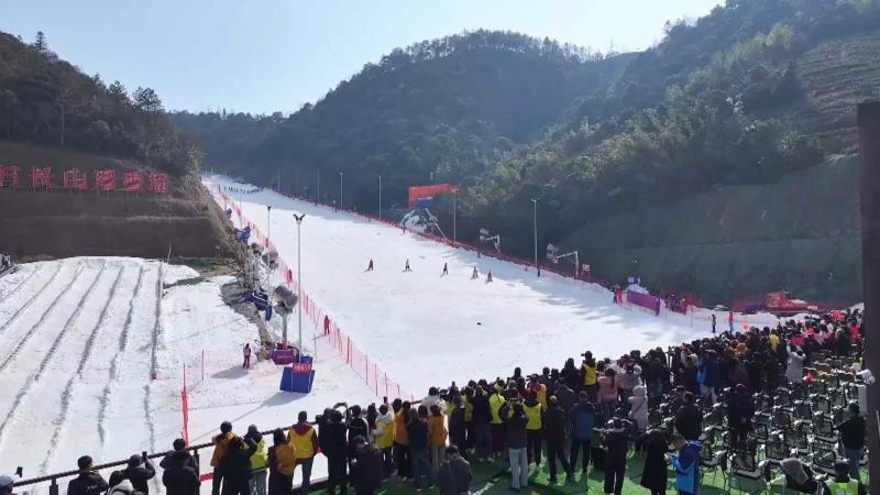 江西：打造消费新场景解锁南方冰雪新乐趣(图1)