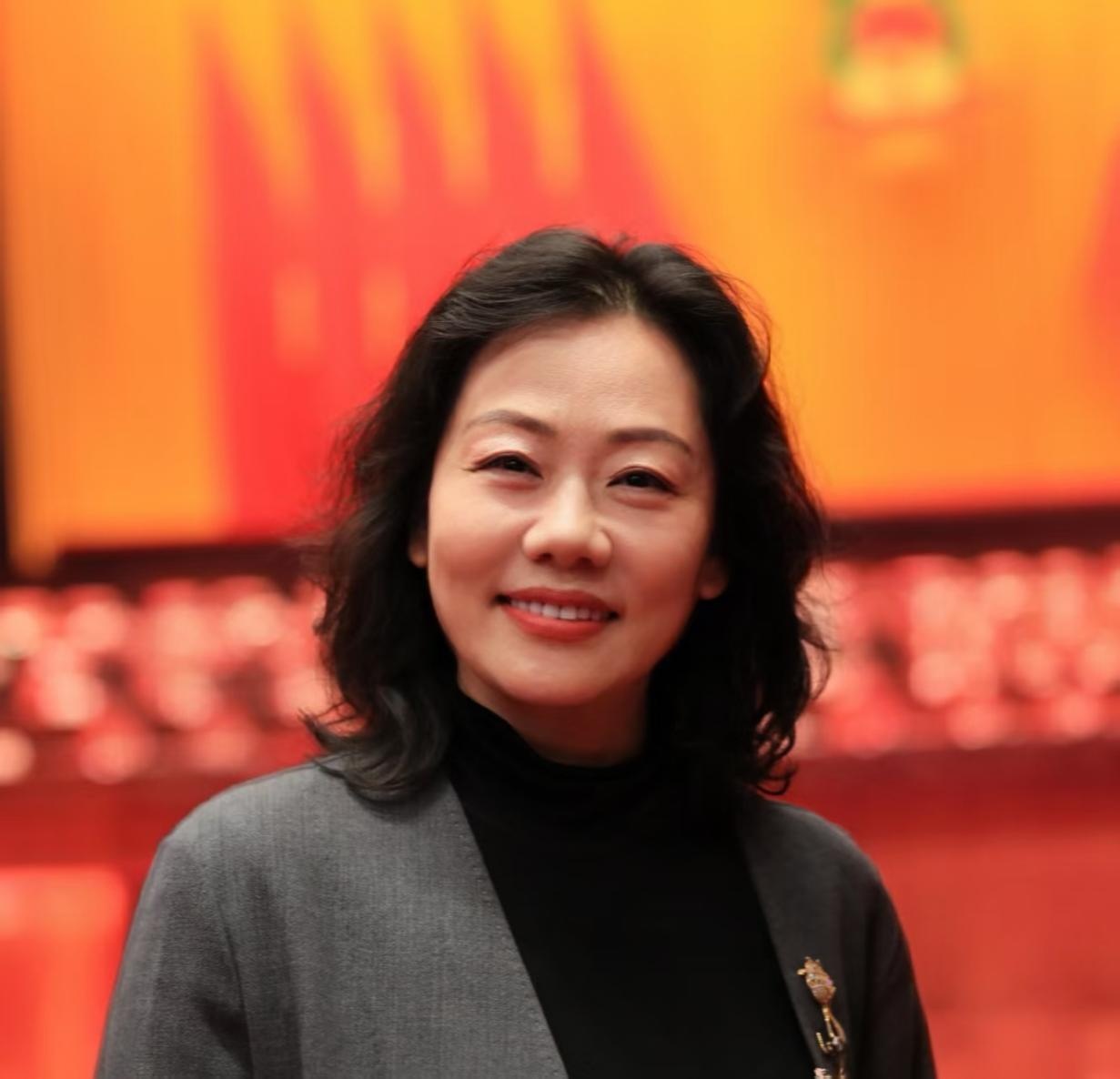 广州两会·委员提案｜倪瑞兰：以品牌质量破局 打造全球美妆策源地