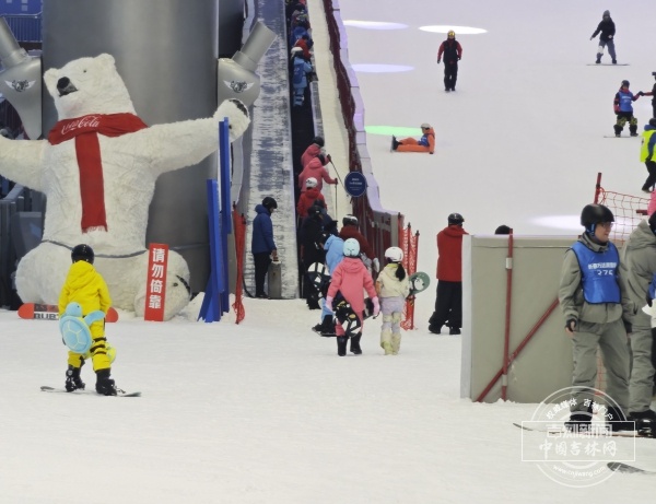 冰雪春天｜长春万达滑雪场“潮”文化(图5)