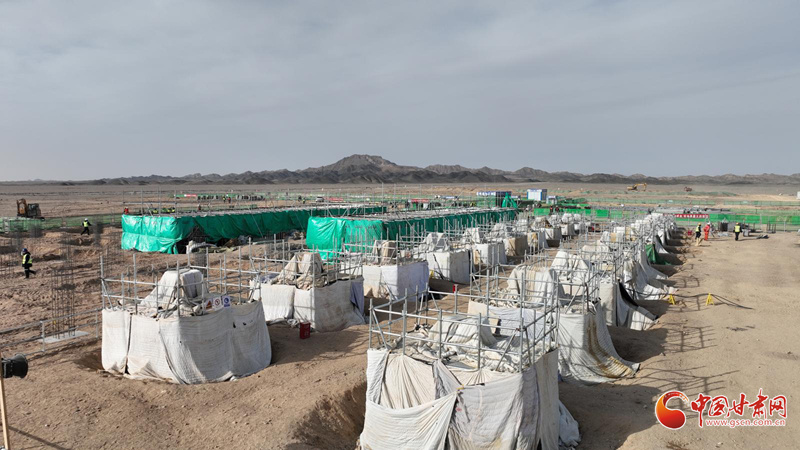 新春走基层金塔“项”前冲暖心服务护航新能源建设(图1)