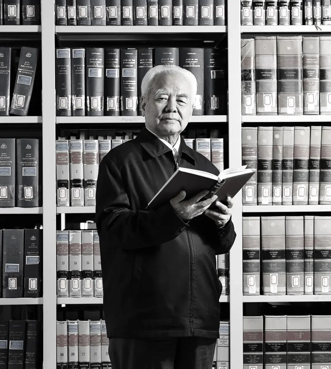 深切缅怀！“人民教育家”高铭暄先生逝世培养学生是他一生最大的乐趣和成就(图1)