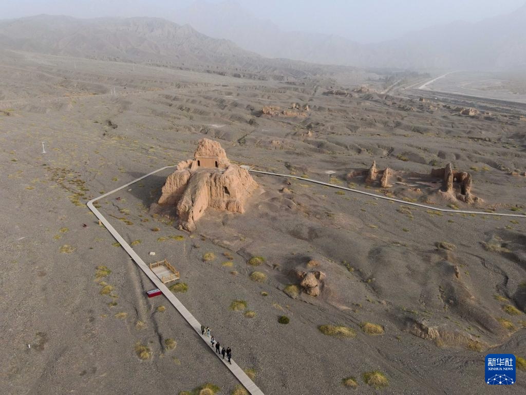 中国之城丨新疆库车：雪山为屏戈壁为界绿洲为家(图1)