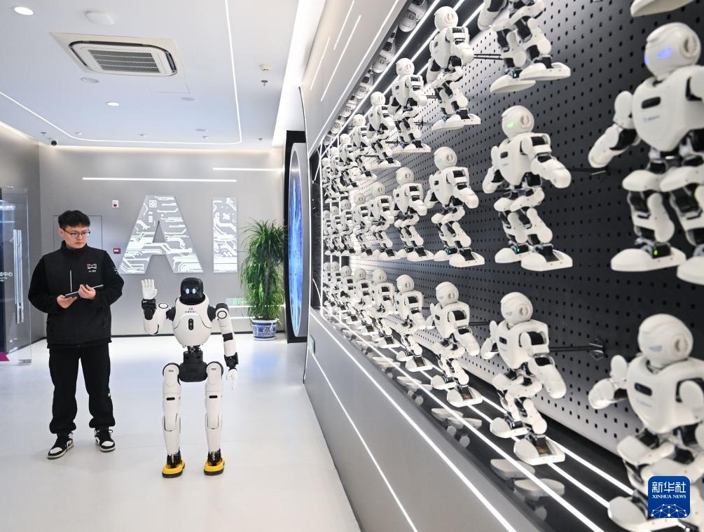 星空体育:江苏:系统布局机器人产业“加速跑”(图6)