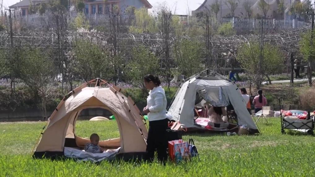 新华视点丨春潮涌动消费旺多元业态释放新活