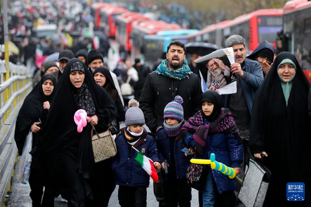 美以伊战事30天——战争阴影下两座城市的日常(图2)