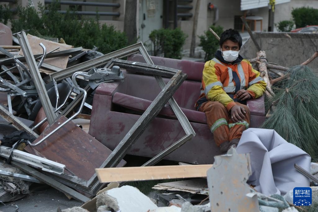 美以伊战事30天——战争阴影下两座城市的日常(图6)