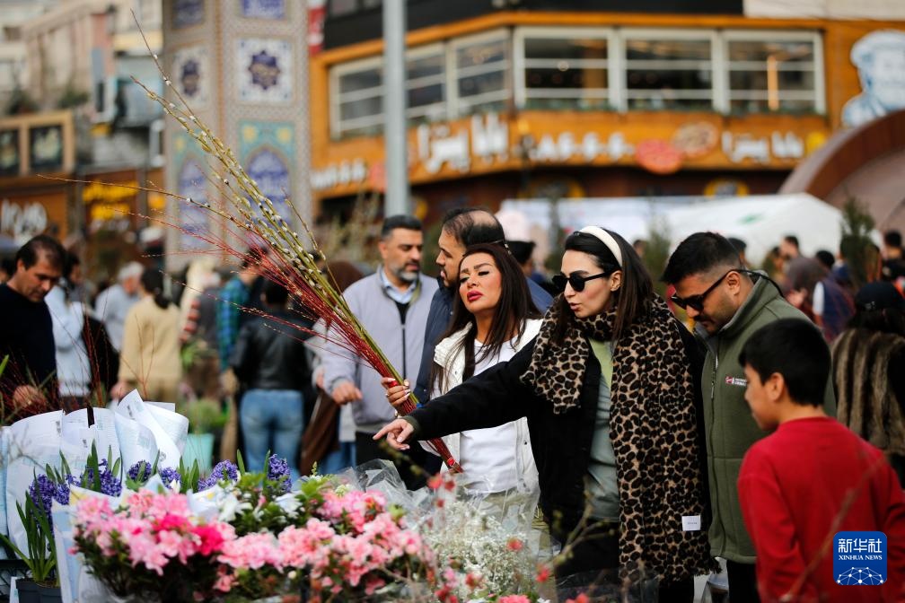 美以伊战事30天——战争阴影下两座城市的日常(图8)