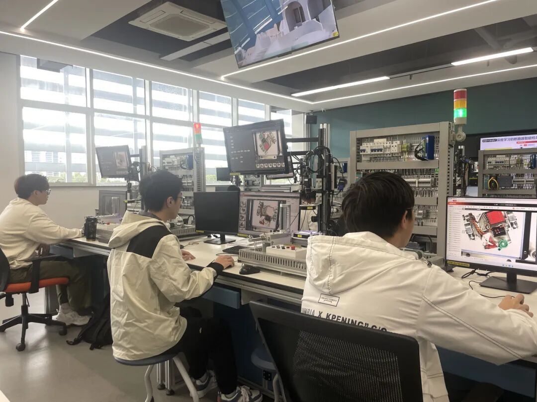 “玩转”智慧教育看浙江省如何重新定义“教”与“学”的边界(图3)