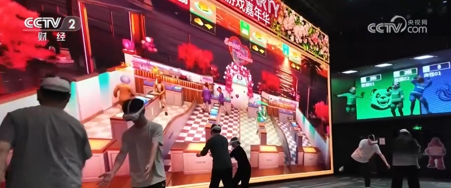 打破观影边界撬动新消费VR观影、文创、演出娱乐……多元场景丰富影院内容供给(图2)