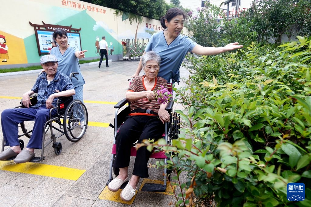 江苏连云港:“医养结合”让老人乐享晚年(图5)