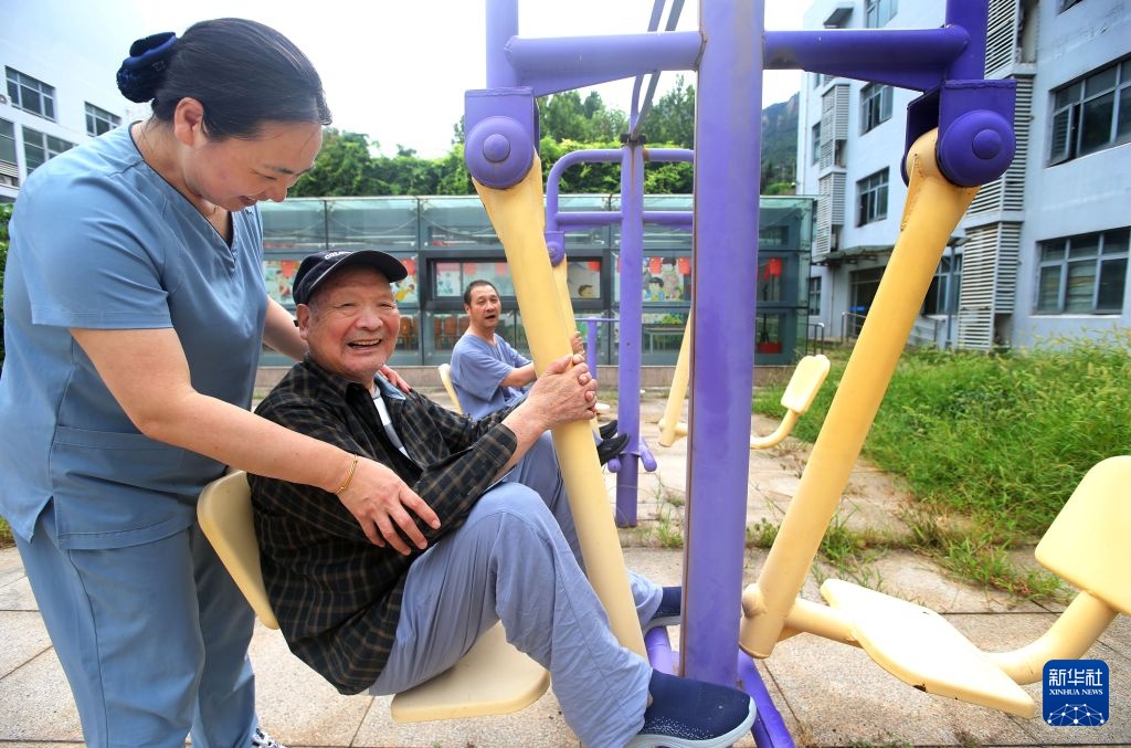 江苏连云港:“医养结合”让老人乐享晚年(图8)
