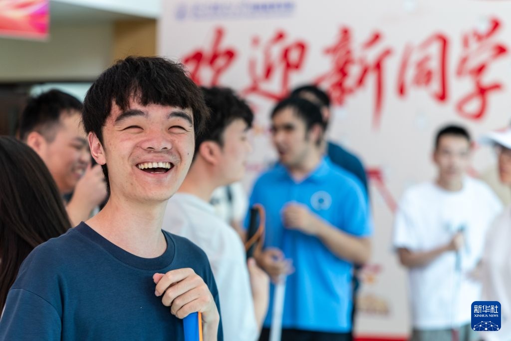黑暗中吹响追梦之音(图6)