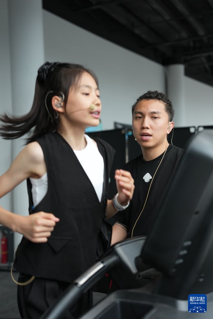 热爱|方正华:以街舞为桥让世界看见多样中国(图8)