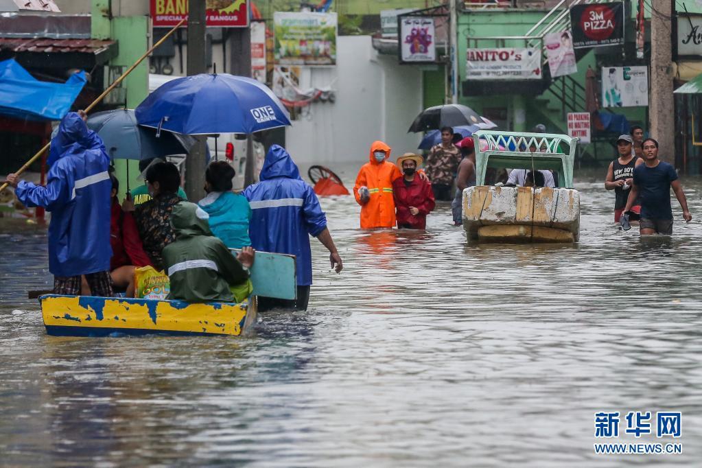 图片频道 时图 正文由于近日持续遭遇强降雨,菲律宾多地发生洪涝灾害