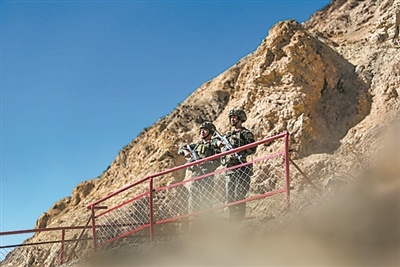 藏南解放军新设哨所图片