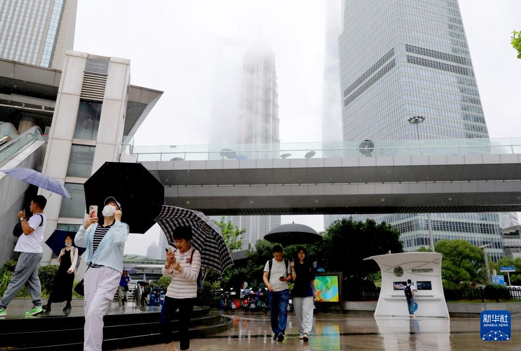 上海中心气象台图片