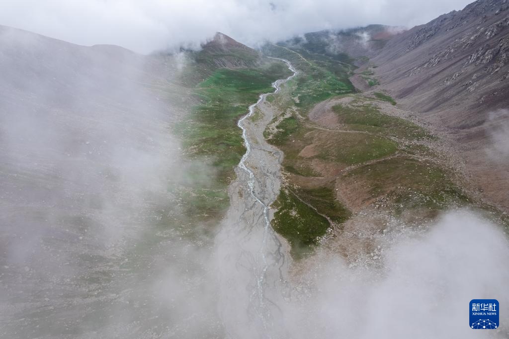 夏日巴尔斯雪山变装迎客