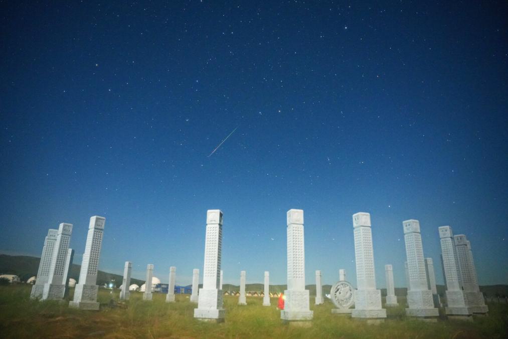 绝美瞬间！全年最适合观测的流星雨“点亮”夜空