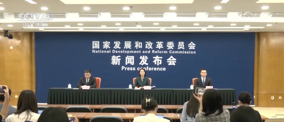 政策“组合拳”接续发力 助推中国经济平稳健康发展