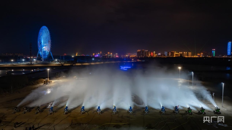 造雪启动！哈尔滨冰雪大世界开始雪雕建设前准备工作