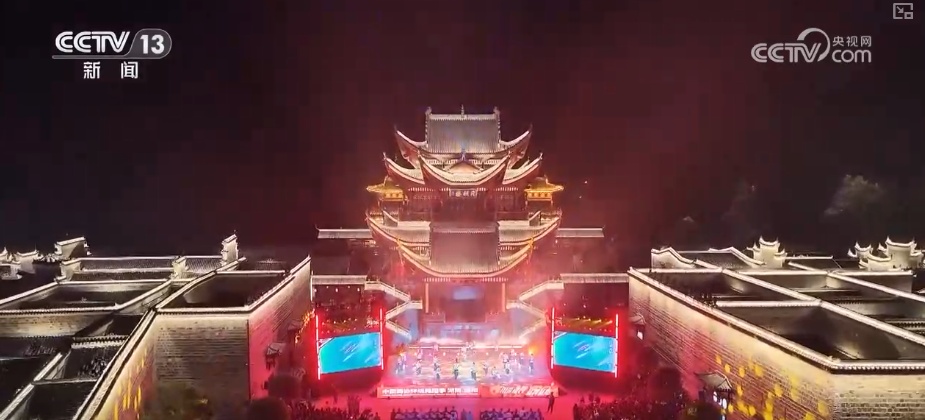 人气旺、消费热！“文学IP”创新表达尽显“年轻”姿态 燃动经济“新”热力