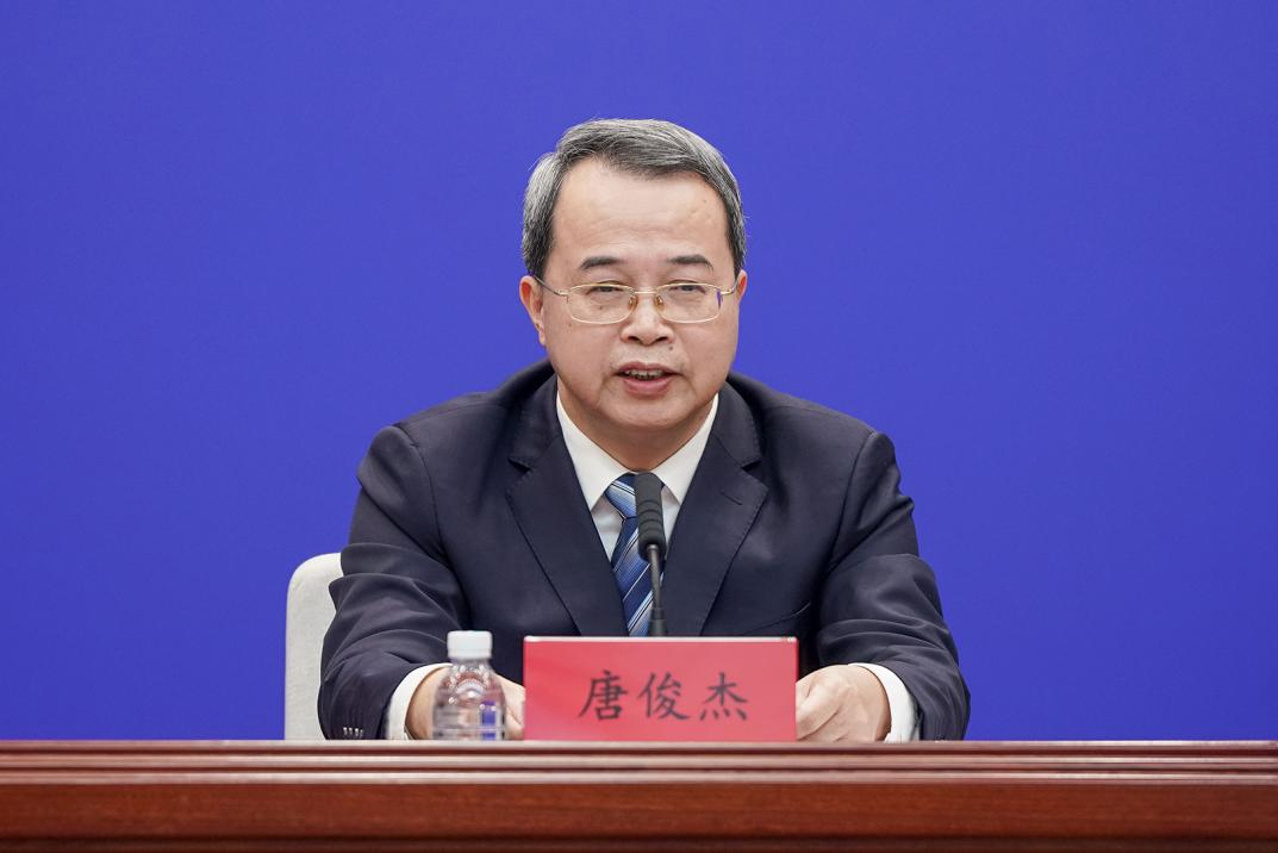 福建省委组织部副部长、一级巡视员唐俊杰答央视网:产业特聘团已推动34个产业项目落地