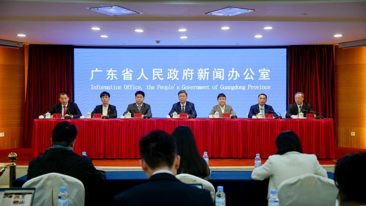 广东“十四五”民生答卷：超六万亿投入 绘就“幸福广东”新图景