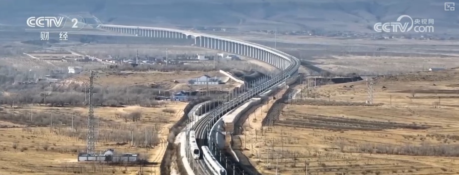 从生态牧场到烟火餐桌浓浓年味传递千家万户 高铁快运助力特色食材“朝发夕至”